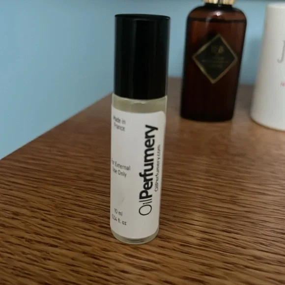 Brown Sugar Babe perfect pear oil,Juliette has a gun,Oil Perfumery Atomic Rose - Picture 2 of 8